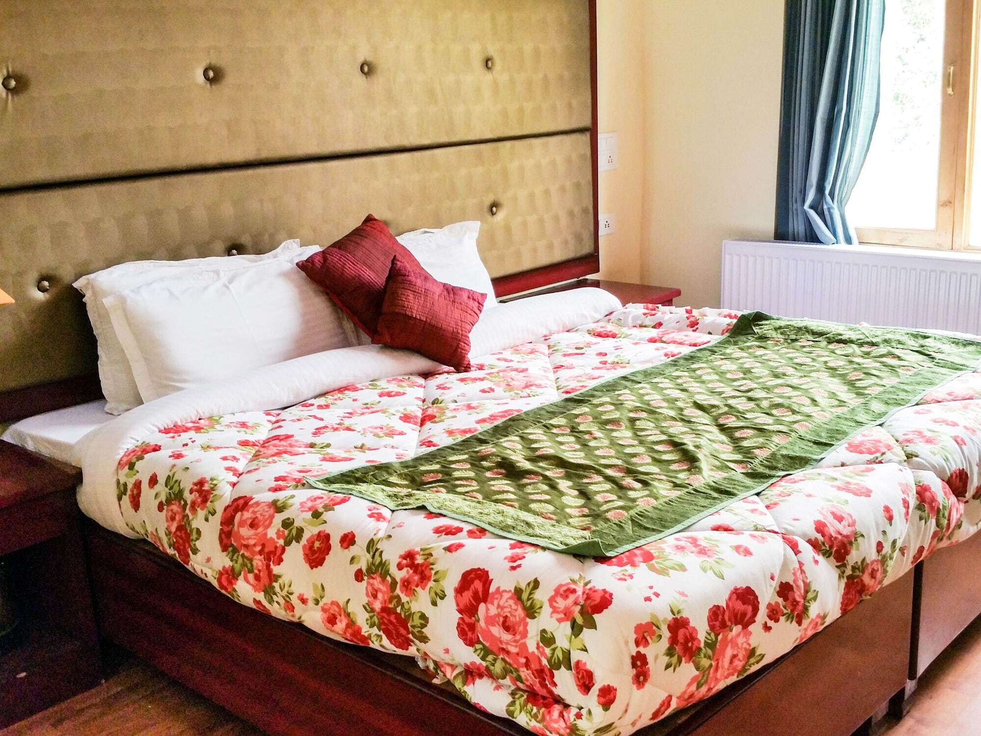 Hotel City Palace Лех Екстер'єр фото